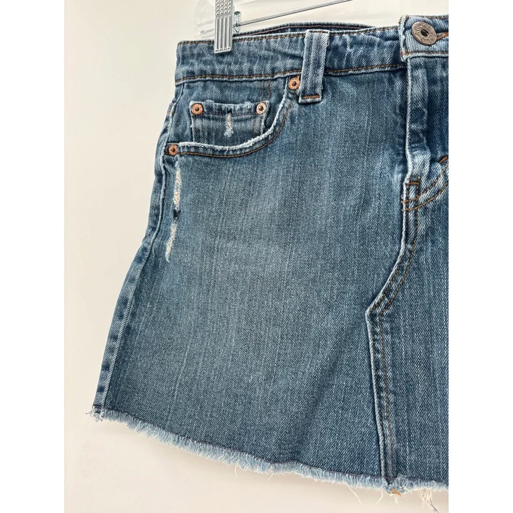 Vintage Levi's Skirt Jean Denim Mini‎ Women Juniors 9  32 Waist Size Medium Blue